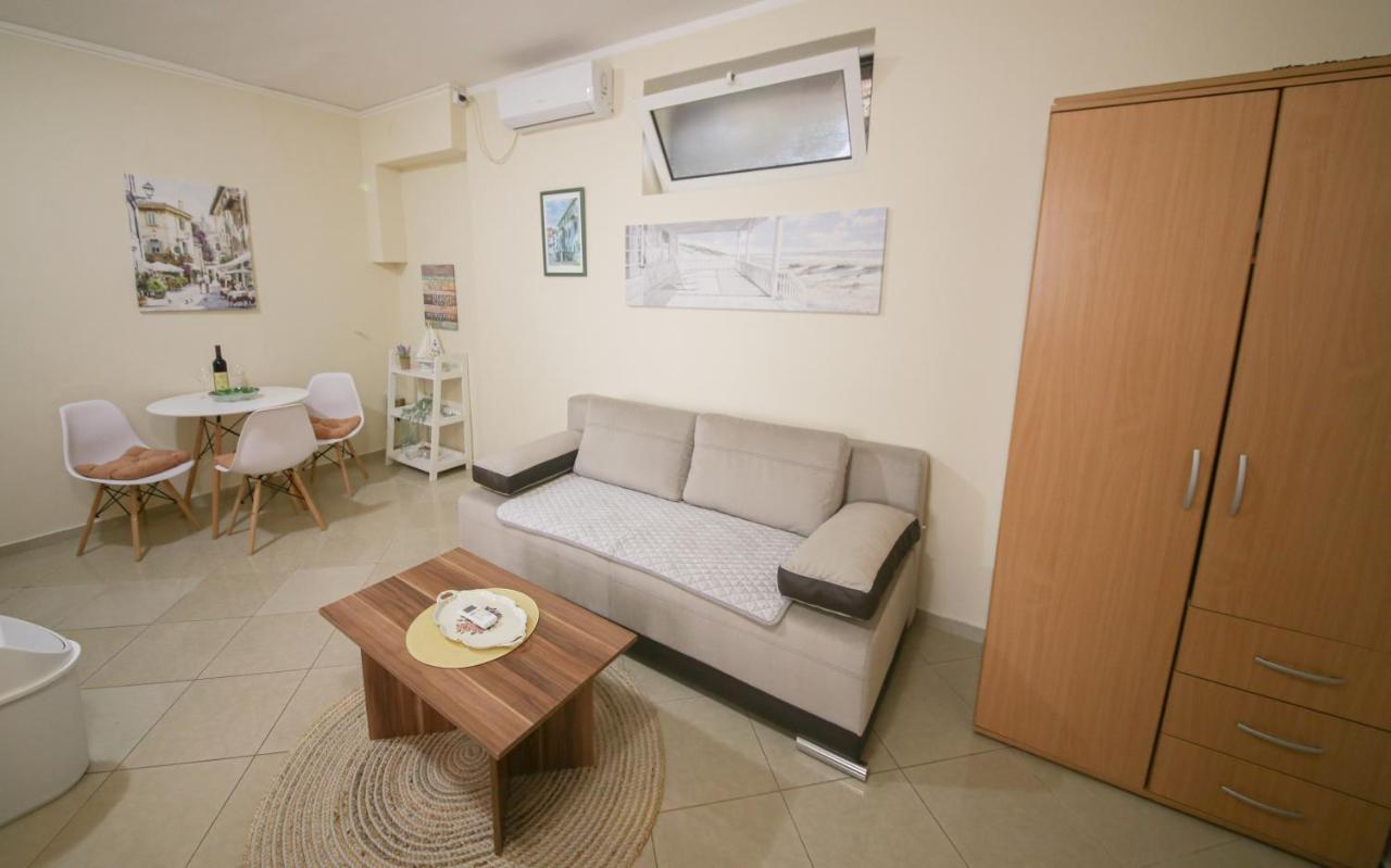 Md Apartments Kotor Buitenkant foto